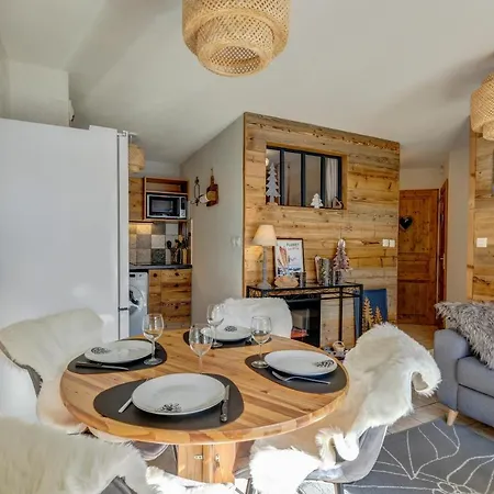 Le Flocon De Neige - Appt Cosy Avec Terrasse Apartment